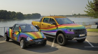 Ford Ranger Raptor phiên bản cầu vồng 'Very Gay' dành cho người đồng tính
